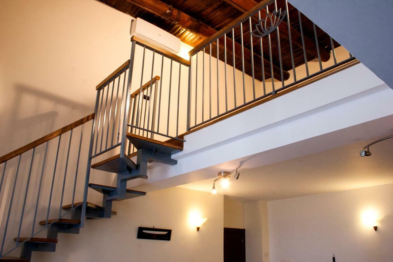 Spicchi Di Sole Bed and Breakfast Napels Buitenkant foto