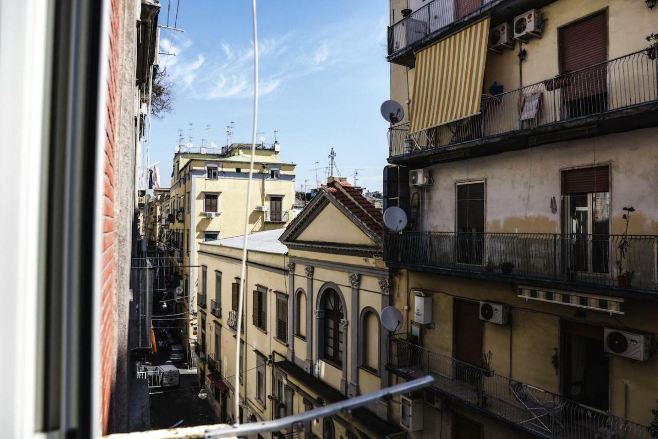 Spicchi Di Sole Bed and Breakfast Napels Buitenkant foto