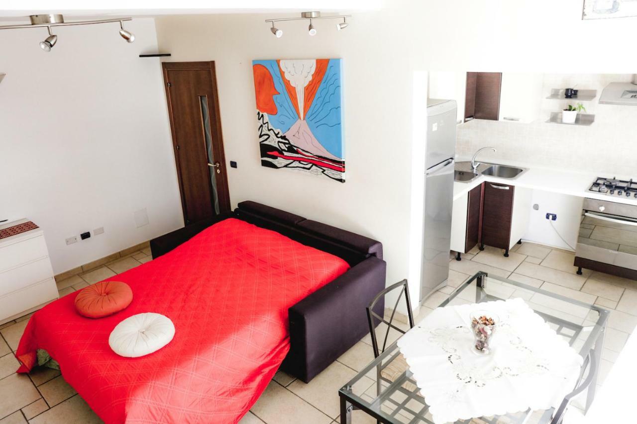 Spicchi Di Sole Bed and Breakfast Napels Buitenkant foto